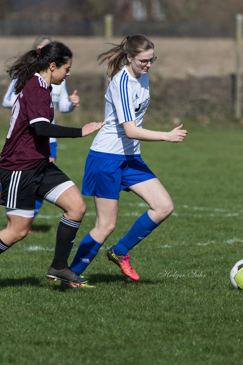 Bild 329 - Frauen TSV Wiemersdorf - VfL Struvenhuetten : Ergebnis: 3:1